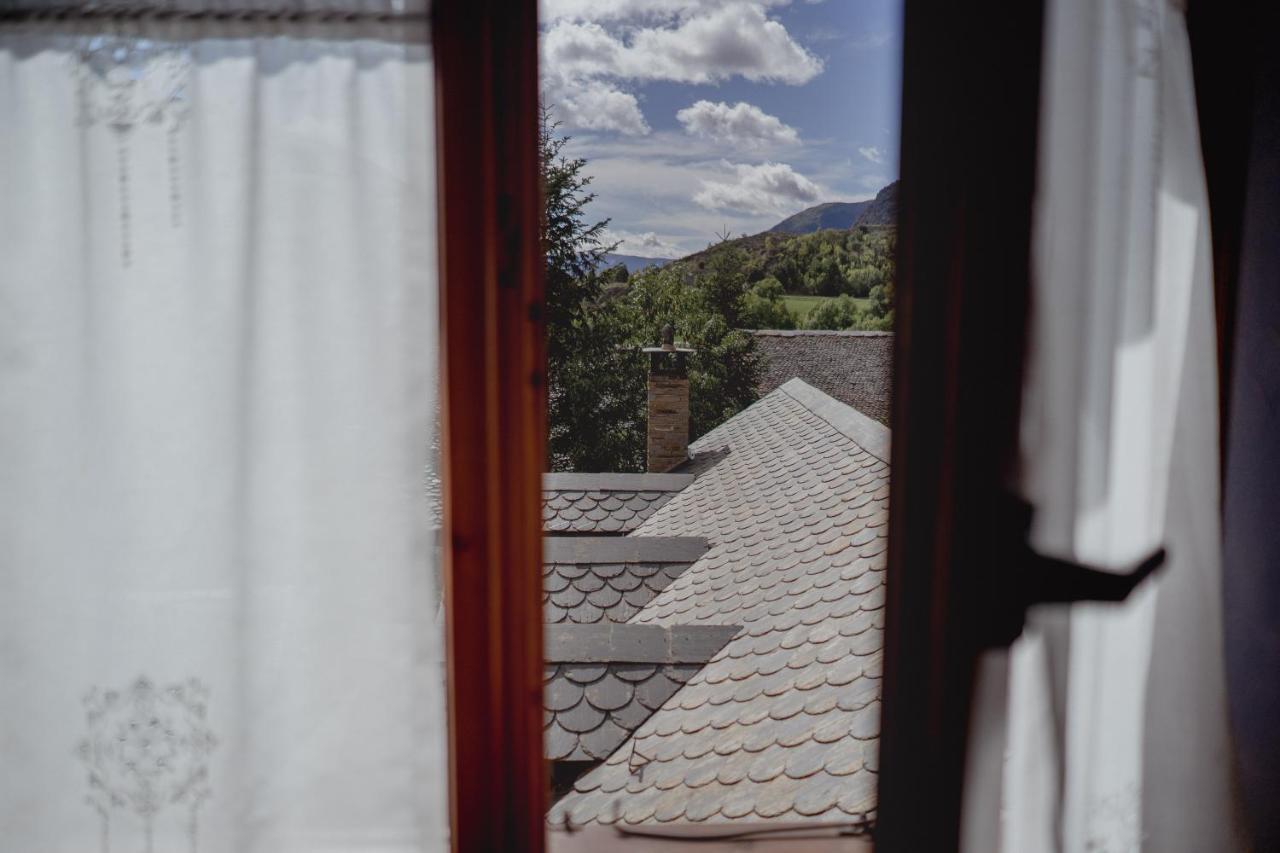 El Xalet De La Vall De Cardos Lladros エクステリア 写真